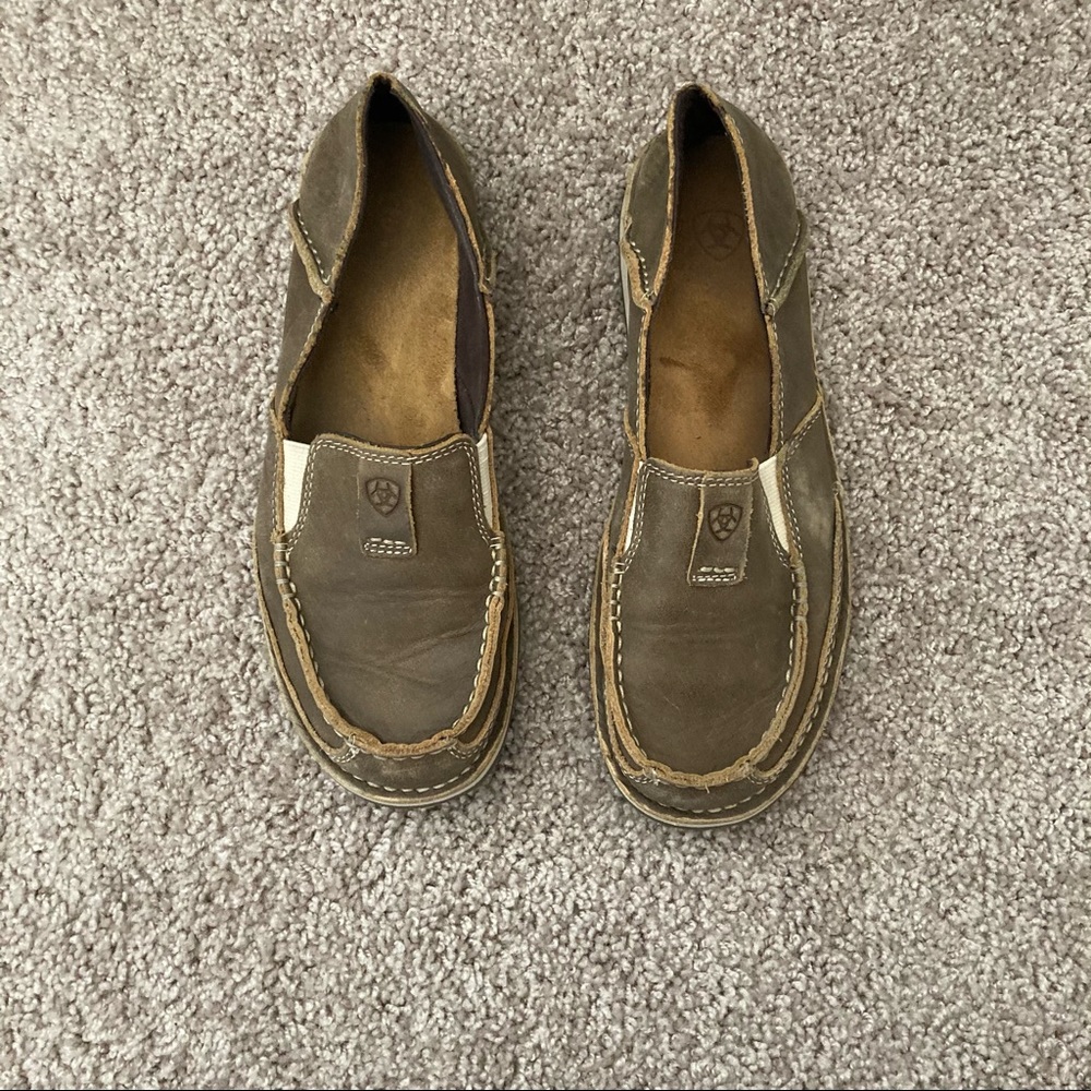 Ariat Cruisers